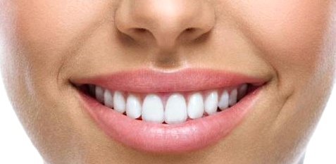 Mundgymnastik wie Lippen- oder Pustebewegungen können bei Sprachstörungen helfen